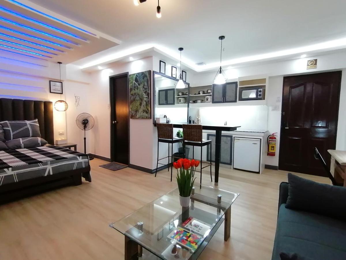 Condo Azur Suites E507 Near Airport, Netflix, Stylish, Cozy With Swimming Pool Мактан Екстериор снимка