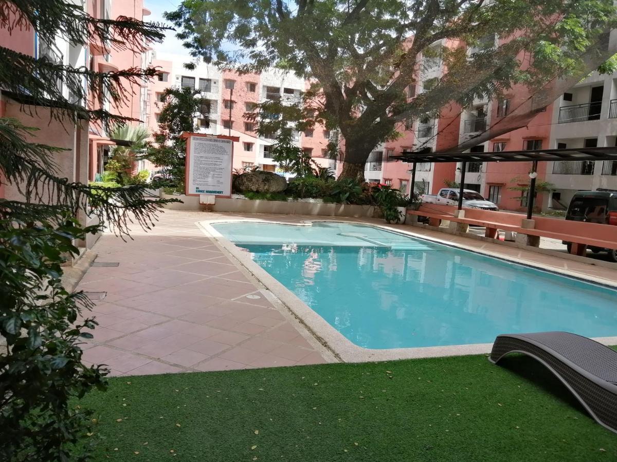 Condo Azur Suites E507 Near Airport, Netflix, Stylish, Cozy With Swimming Pool Мактан Екстериор снимка