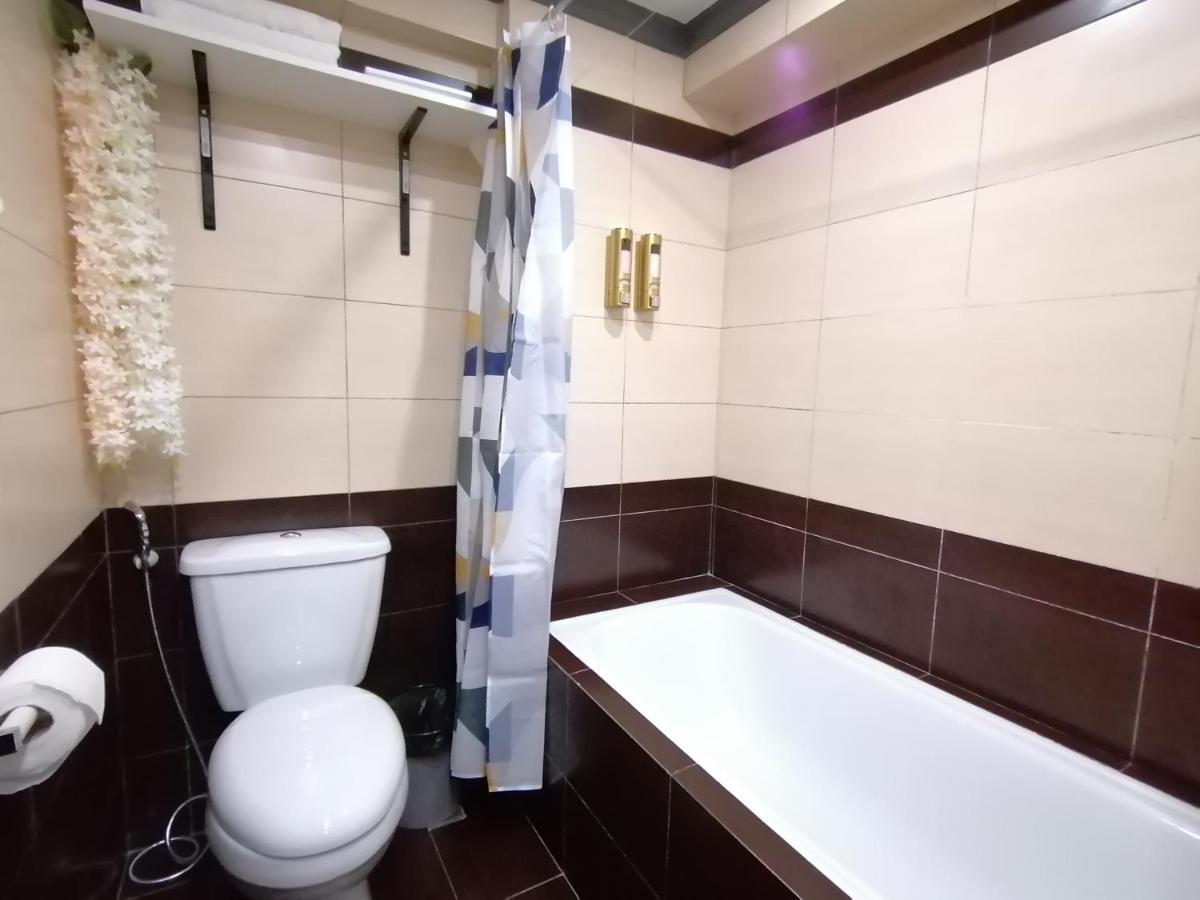 Condo Azur Suites E507 Near Airport, Netflix, Stylish, Cozy With Swimming Pool Мактан Екстериор снимка